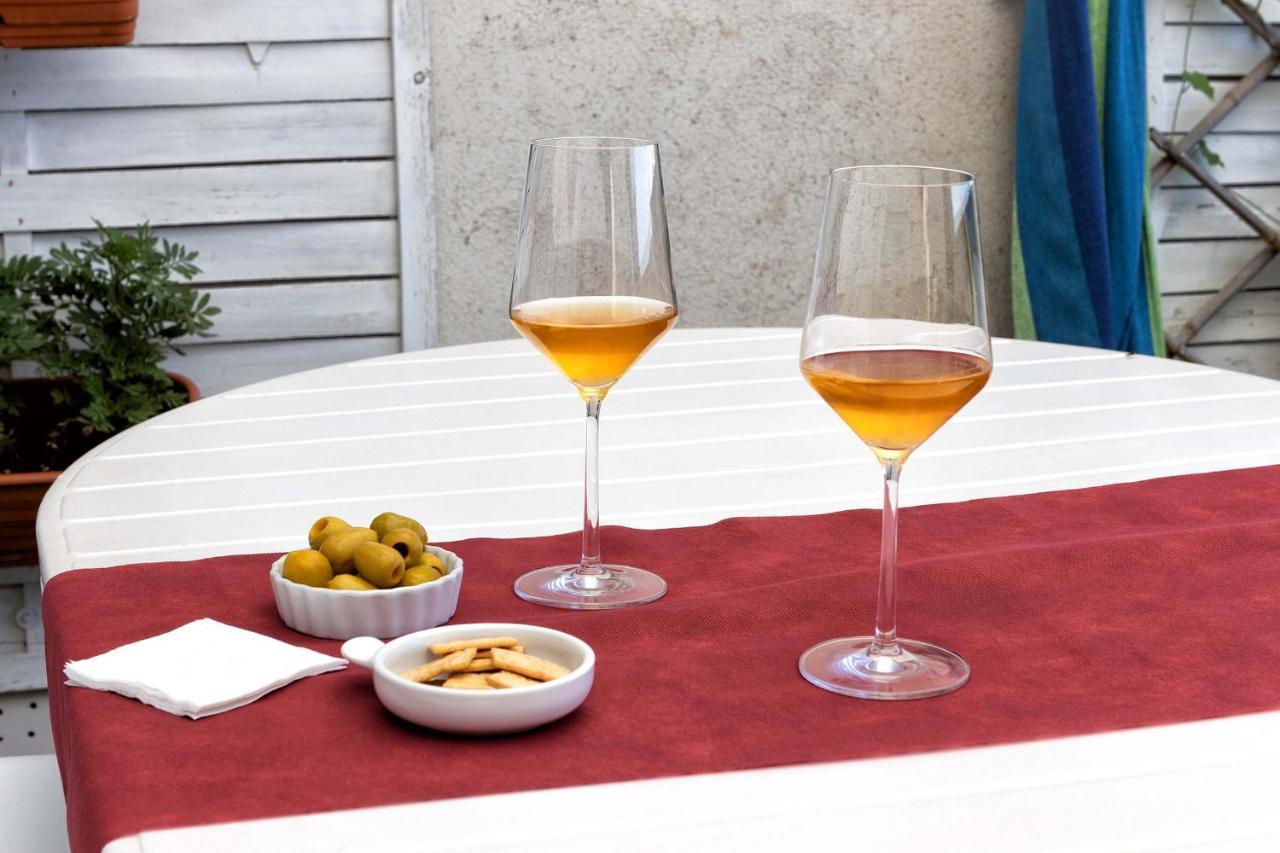 Vinarius, Posada Rural Castellanos de Villiquera Eksteriør billede