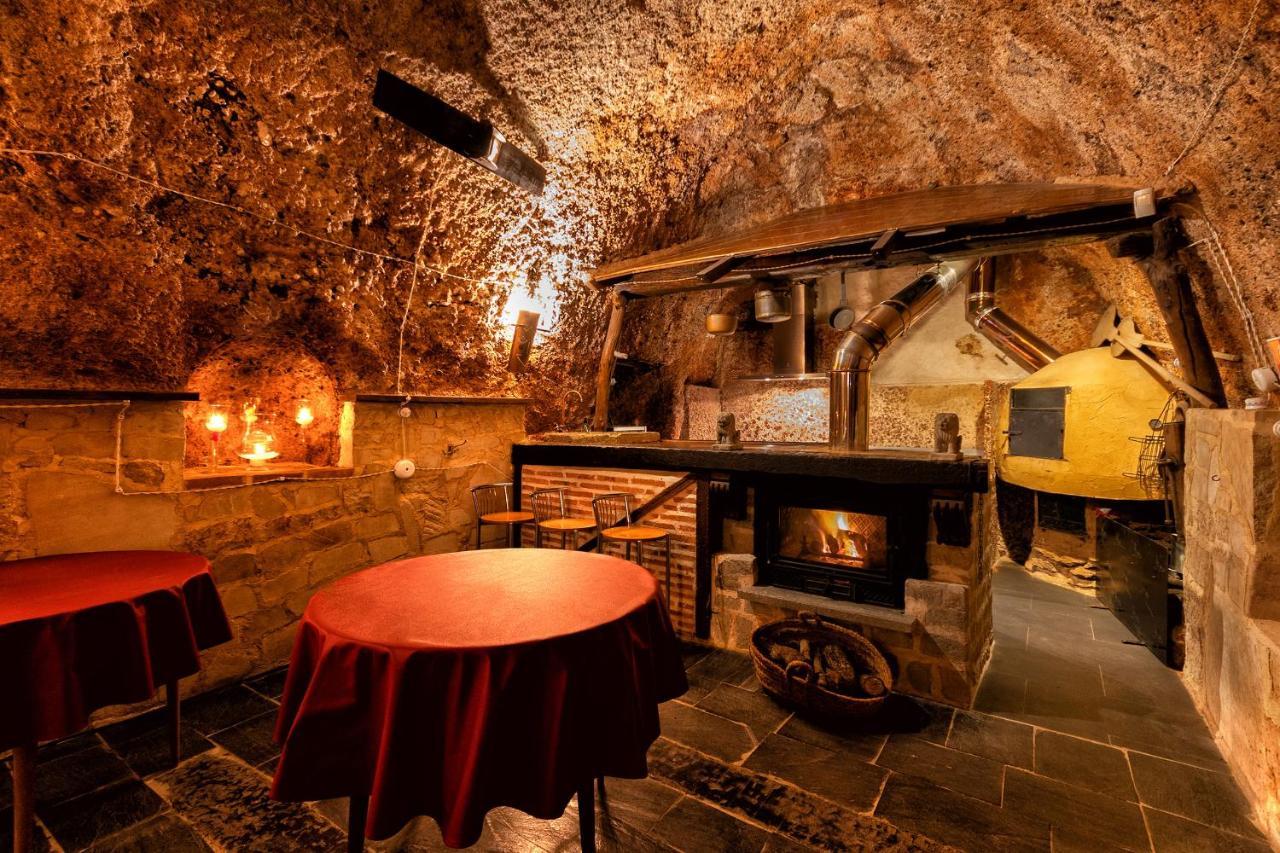 Vinarius, Posada Rural Castellanos de Villiquera Eksteriør billede